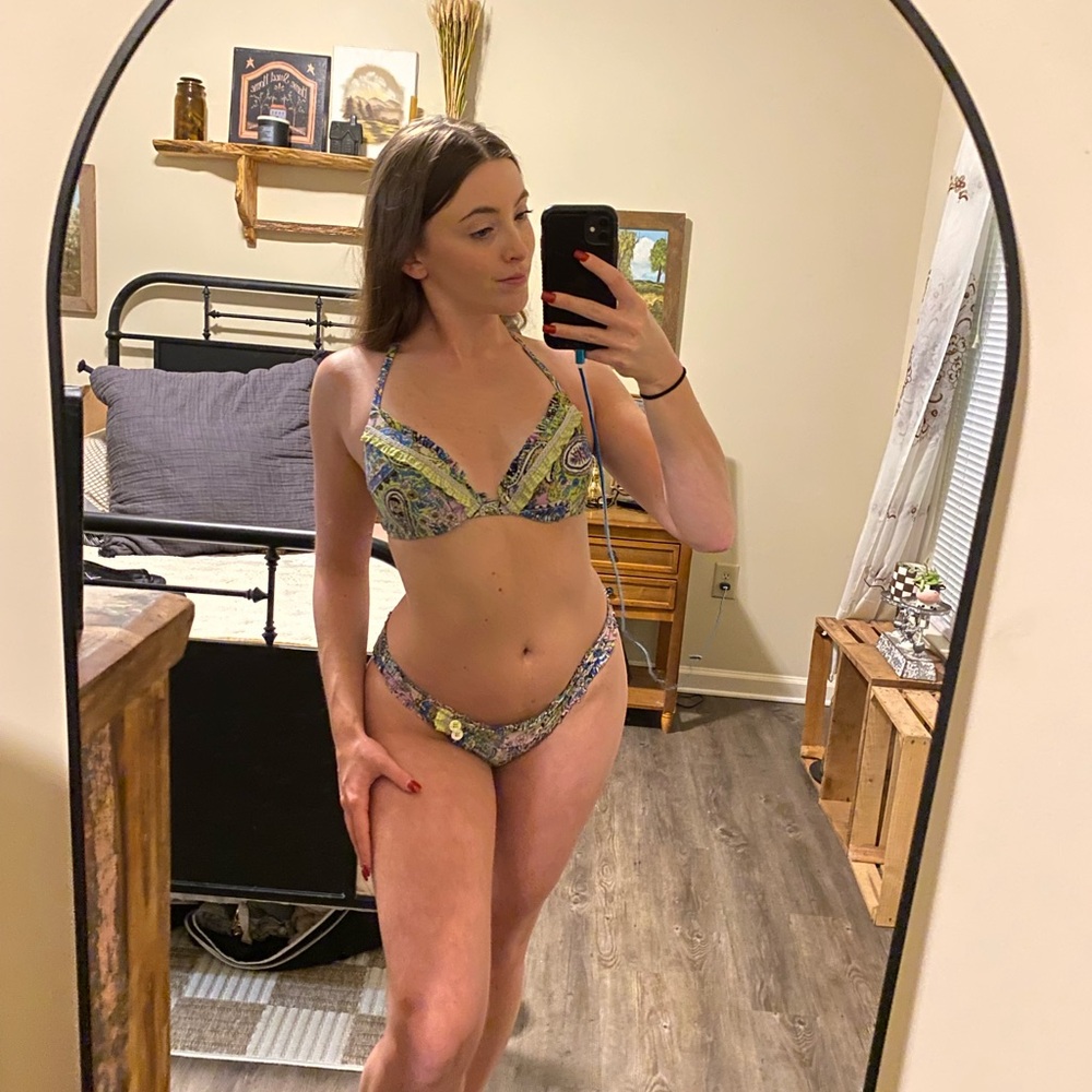 Lucky Brand Vintage Paisley Ruffled Boho Button Two Piece Bikini — Women’s S